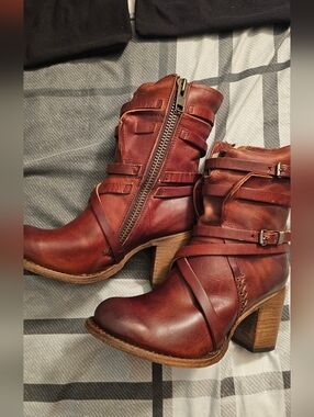 Freebird Baker Size 7